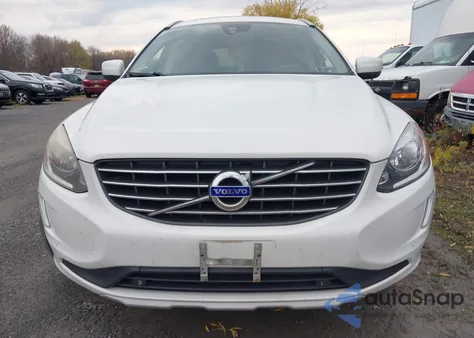 2016 Volvo Xc60 T5 Premier z USA, uszkodzony, nr VIN YV4612RK0G2805919